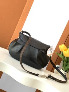 Louis Vuitton Sunset Vib Handbag M12192