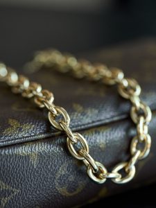Louis Vuitton Card Holder M81911