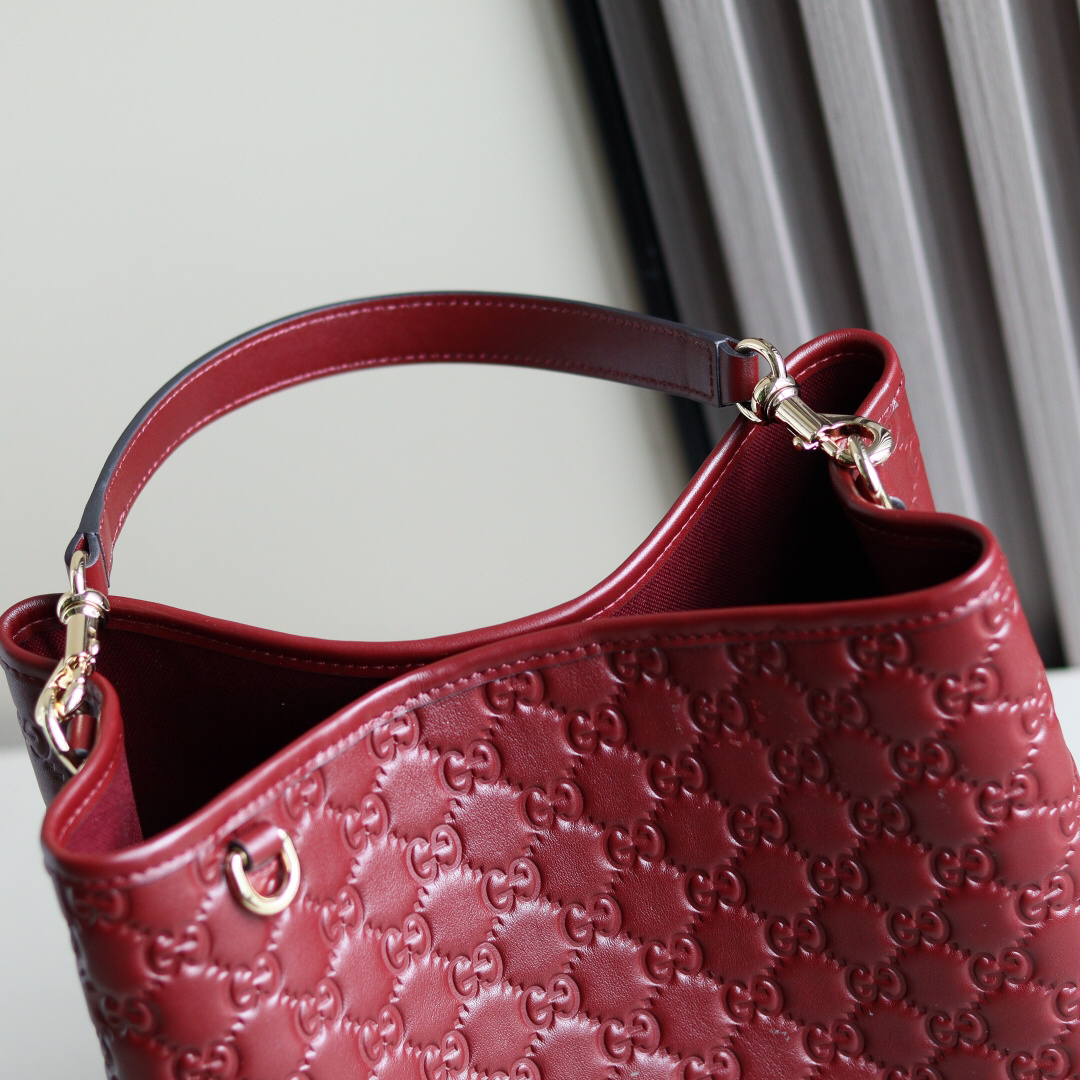 Gucci GG Emblem Bucket Bag 815103 in Black