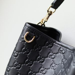 Gucci Tote Bag 815118 in Black