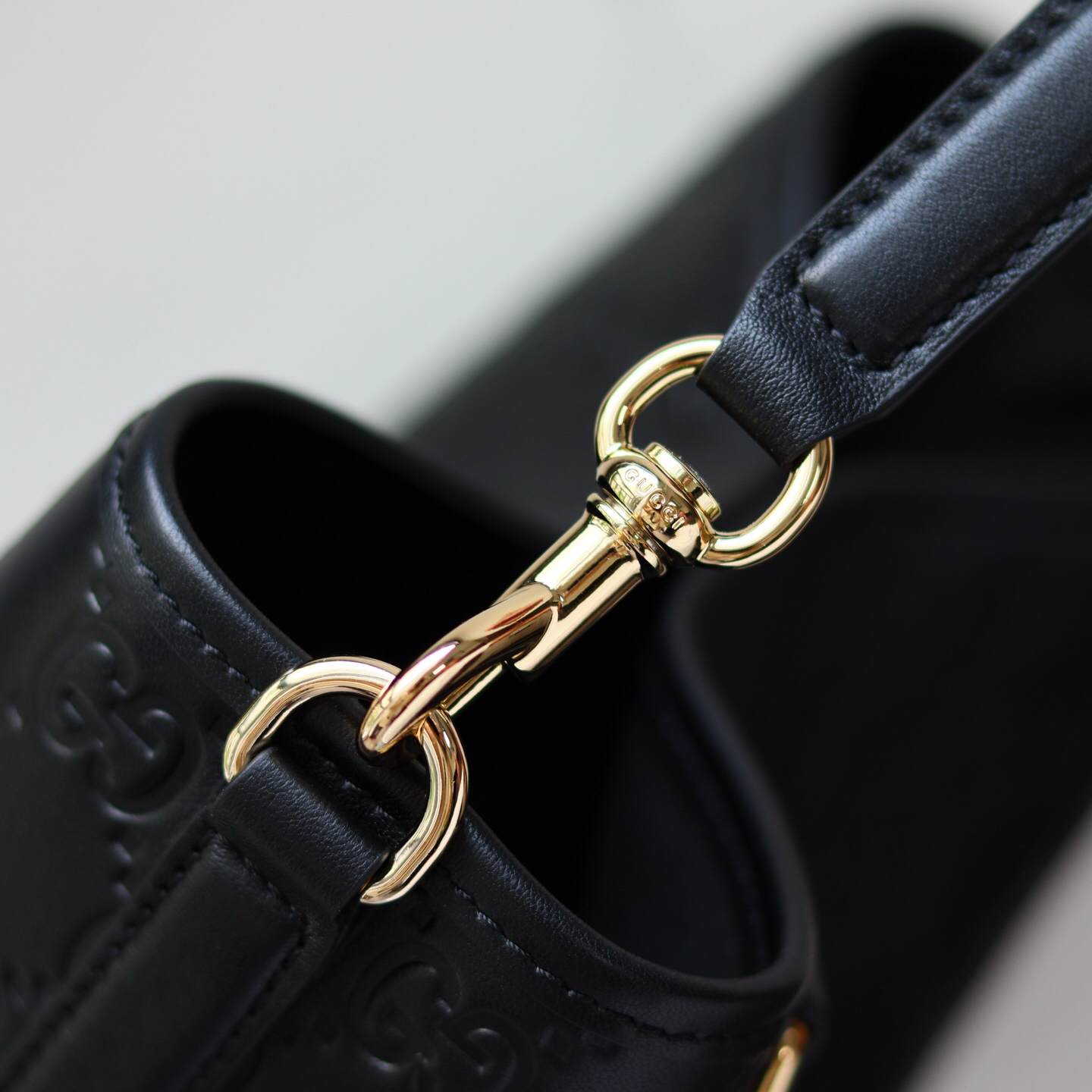 Gucci Tote Bag 815118 in Black