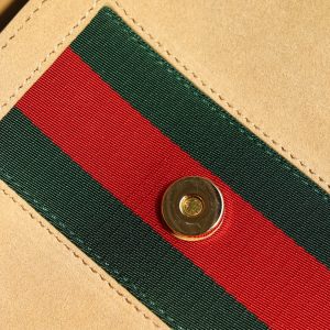 Gucci Generation Handbag 875018 in Beige