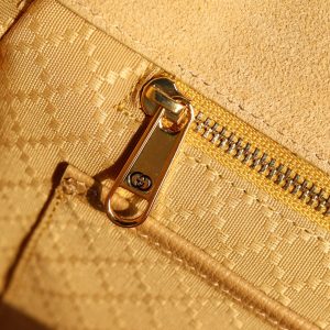 Gucci Generation Handbag 875018 in Beige