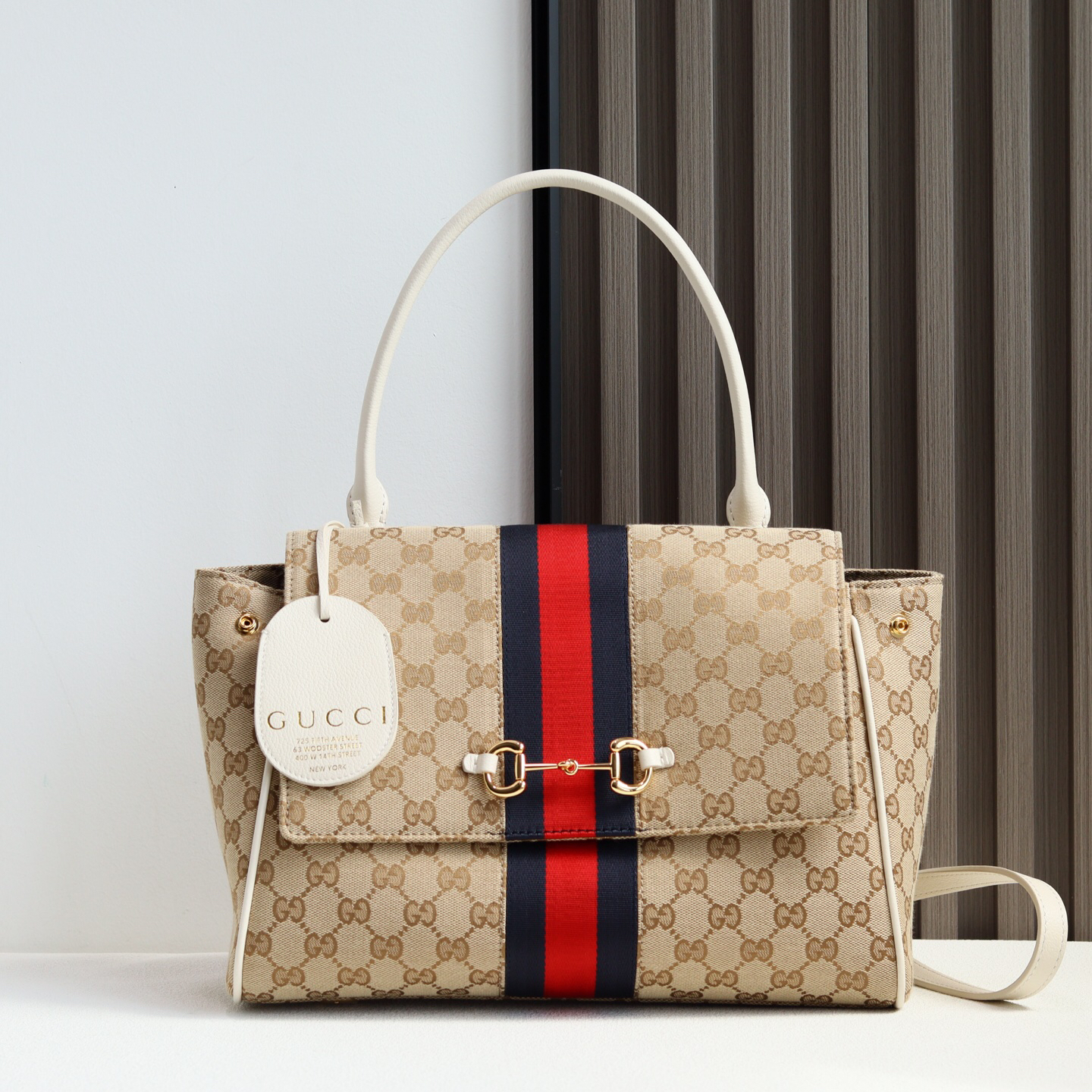 Gucci Handbag 875018 in White