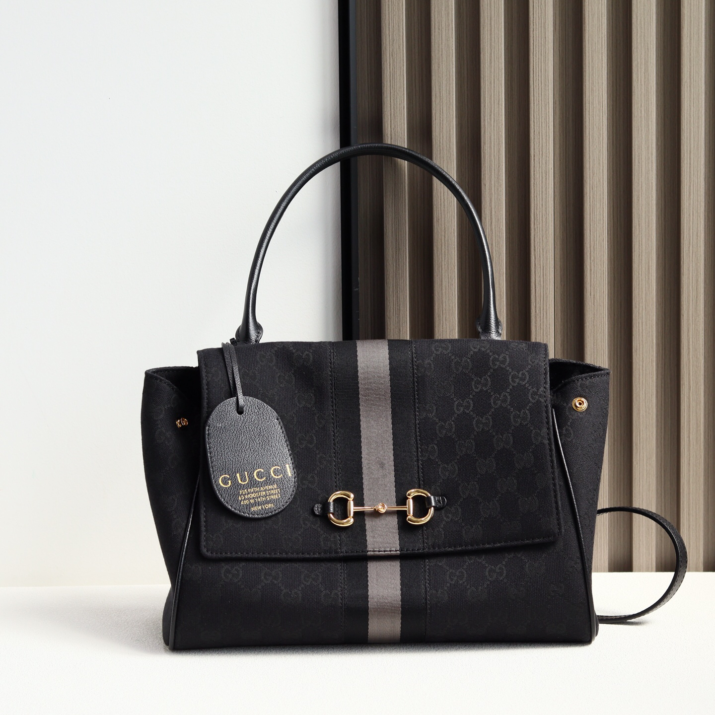 Gucci Handbag 875018