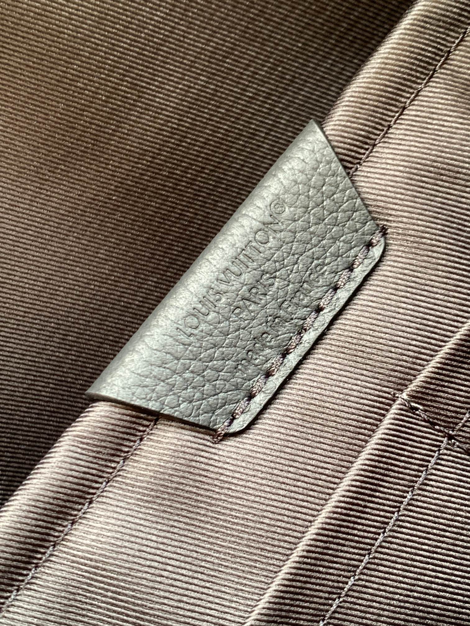 Louis Vuitton Briefcase M15258
