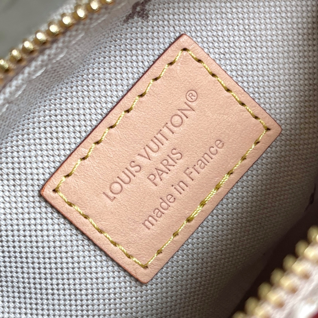 Louis Vuitton Mini Moon Shoulder Bag M29879 in Denim