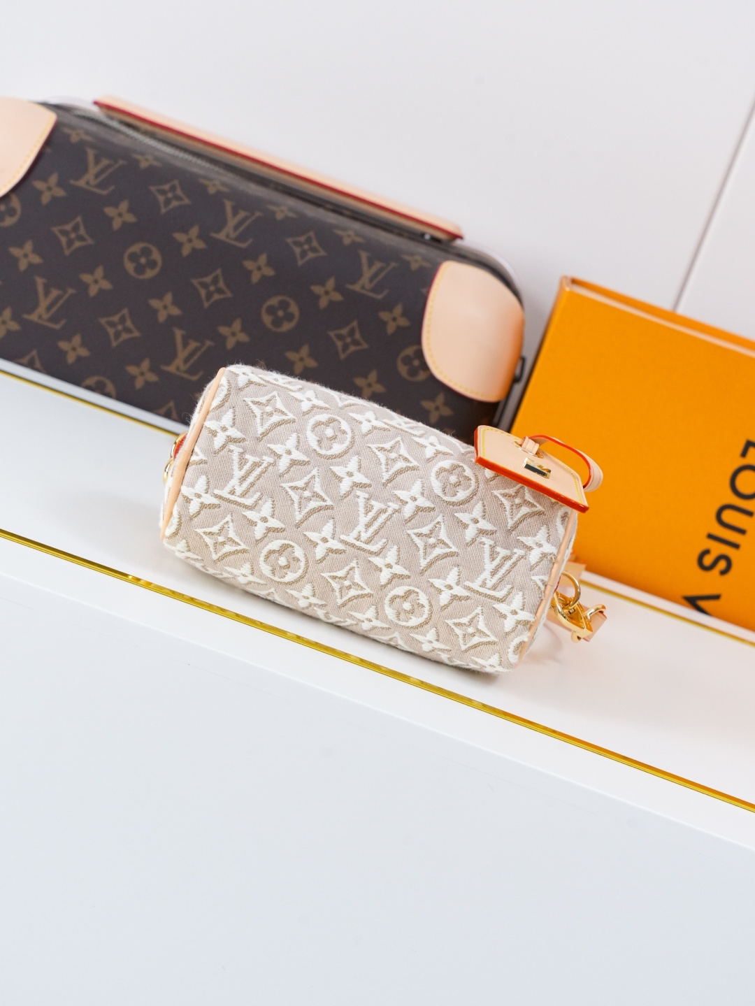 Louis Vuitton Nano Speedy Handbag M28502