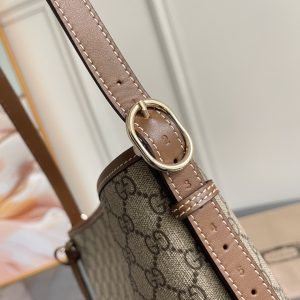 Bag 8488 in Brown