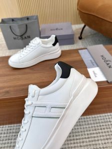 Hogan Sneakers
