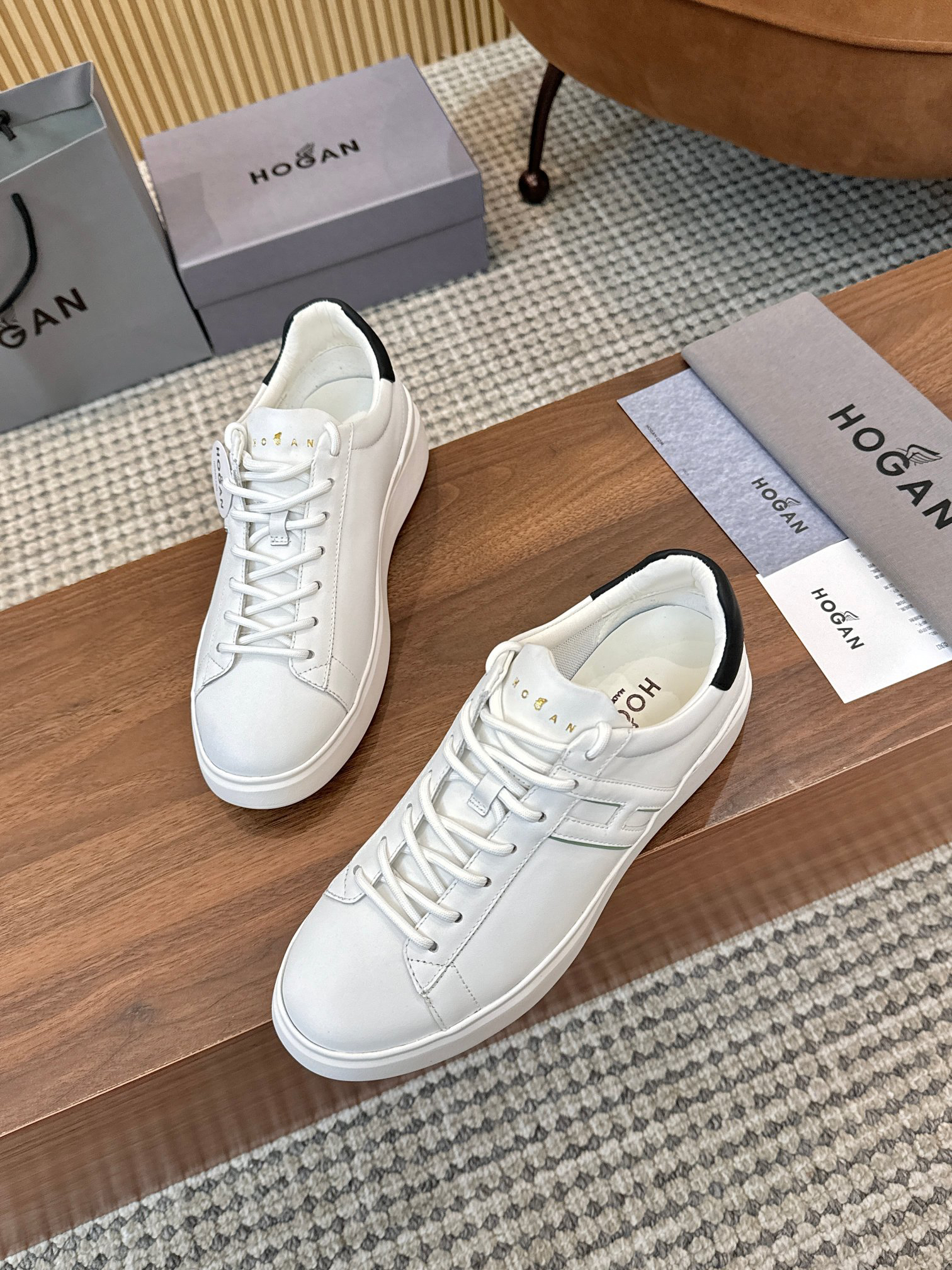 Hogan Sneakers