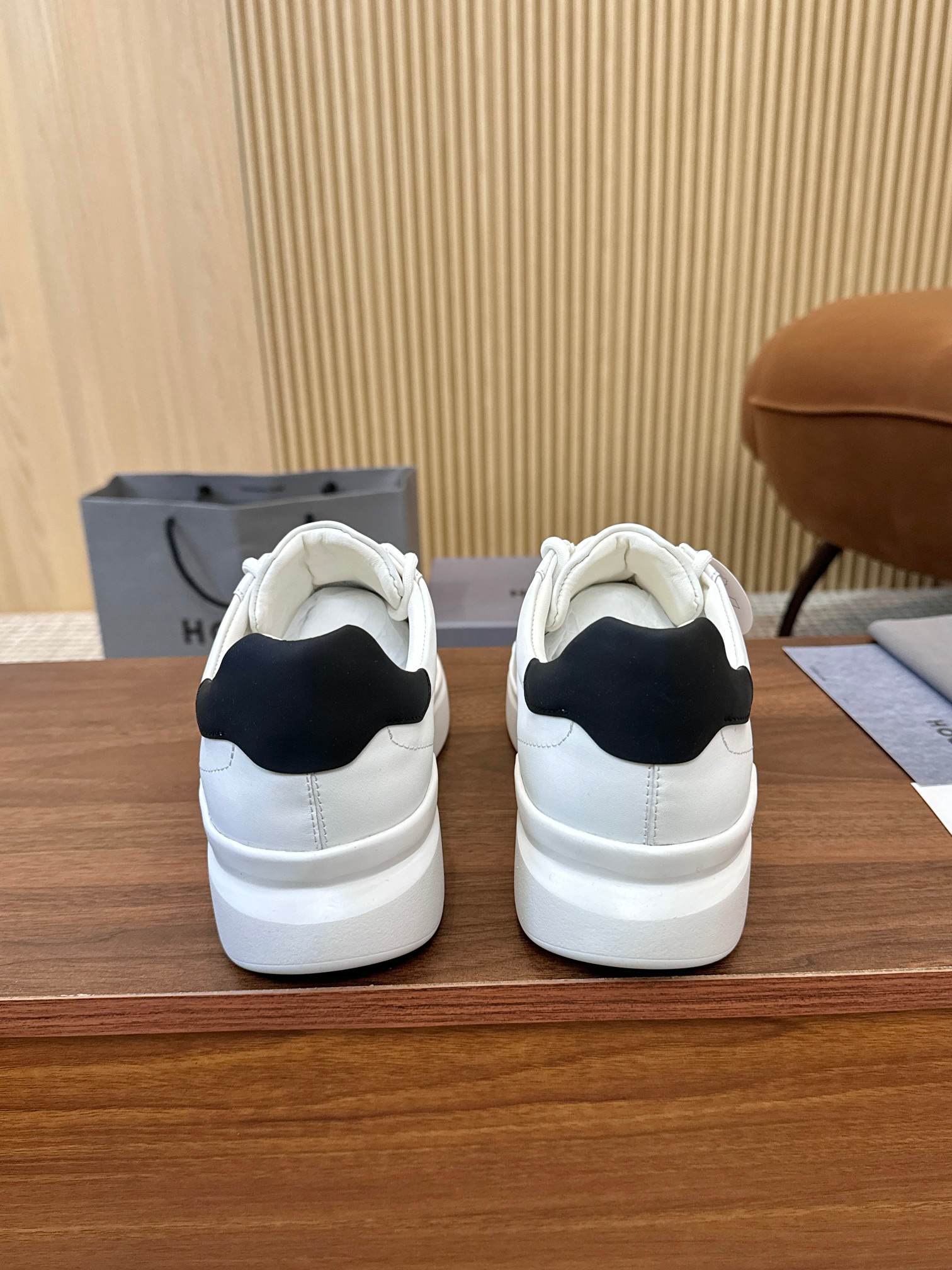 Hogan Sneakers