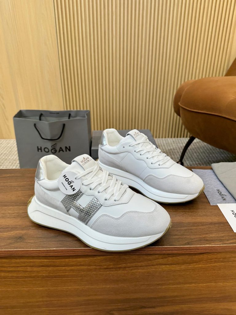 Hogan Sneakers