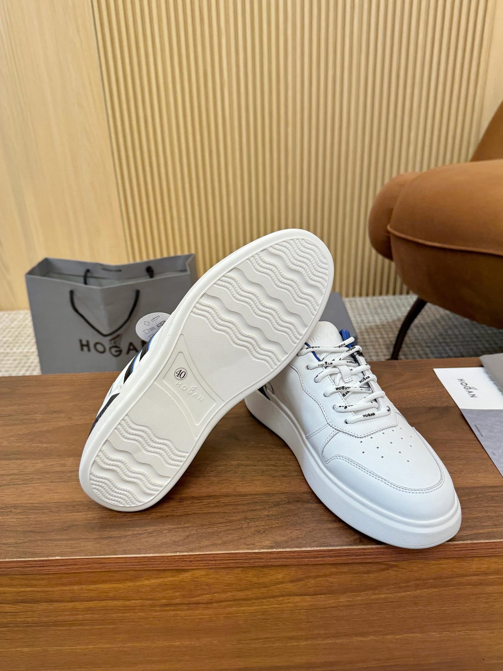 Hogan Sneakers