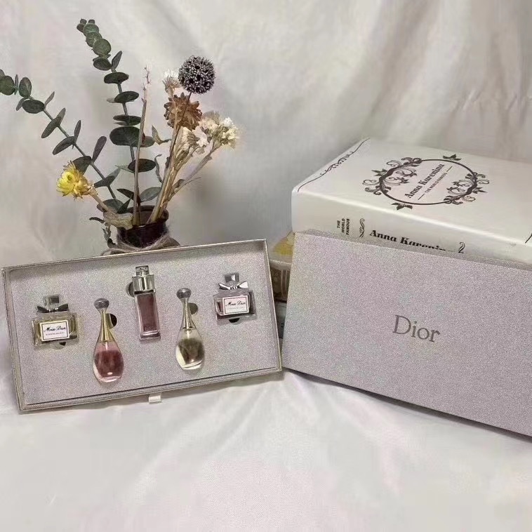 Dior Perfume