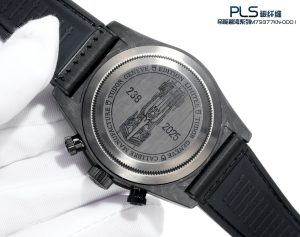 Louis Vuitton Watch M79377