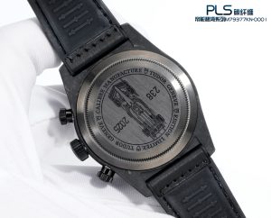 Louis Vuitton Watch M79377