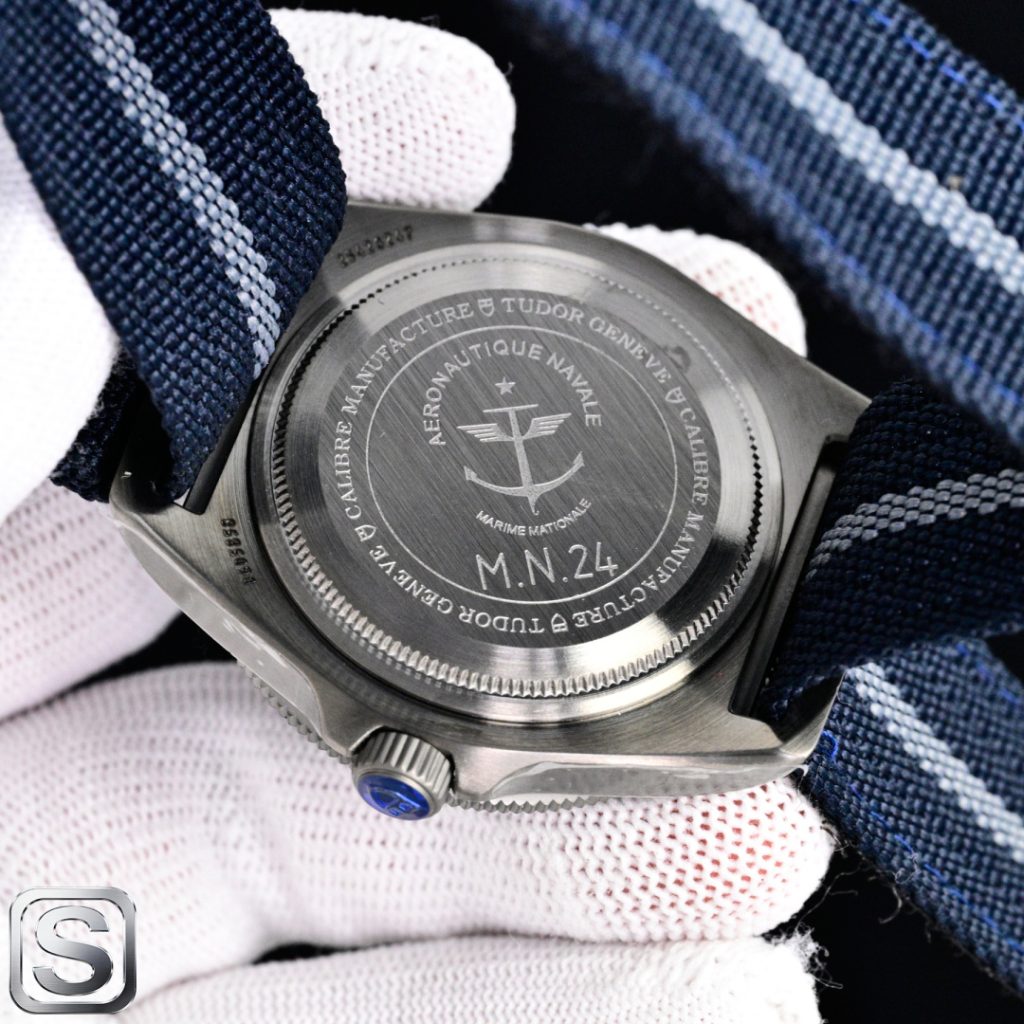 Louis Vuitton Watch M25707