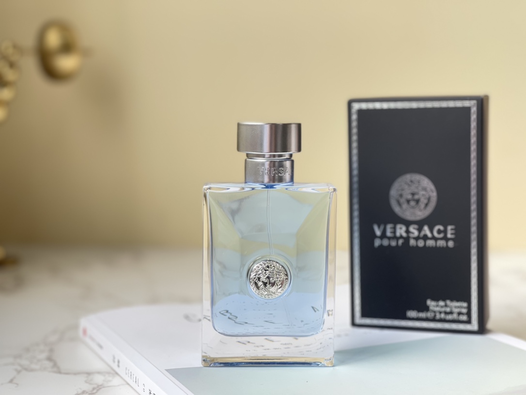 Versace Perfume