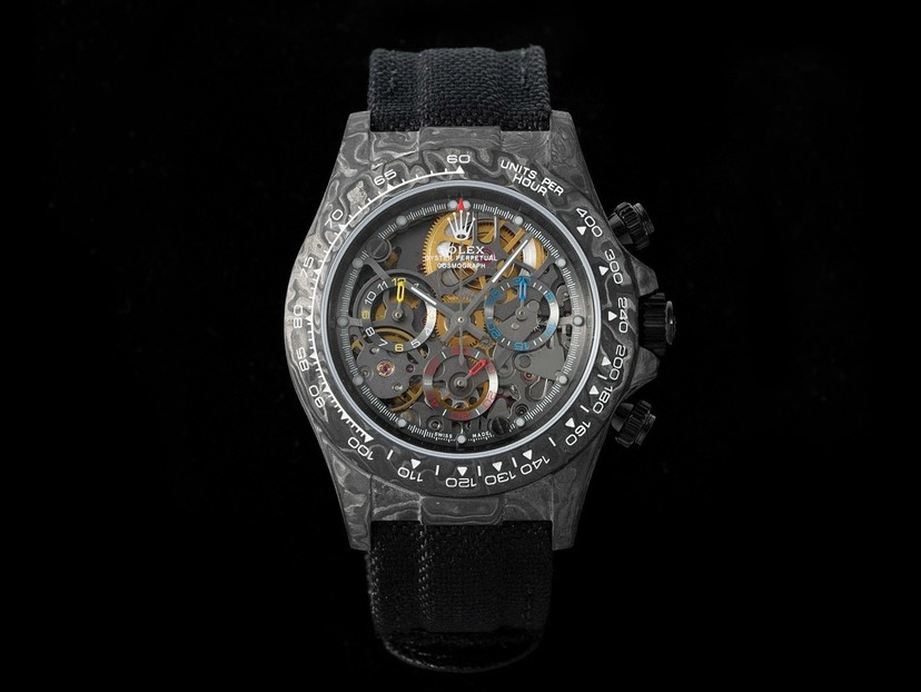 Watch in Black