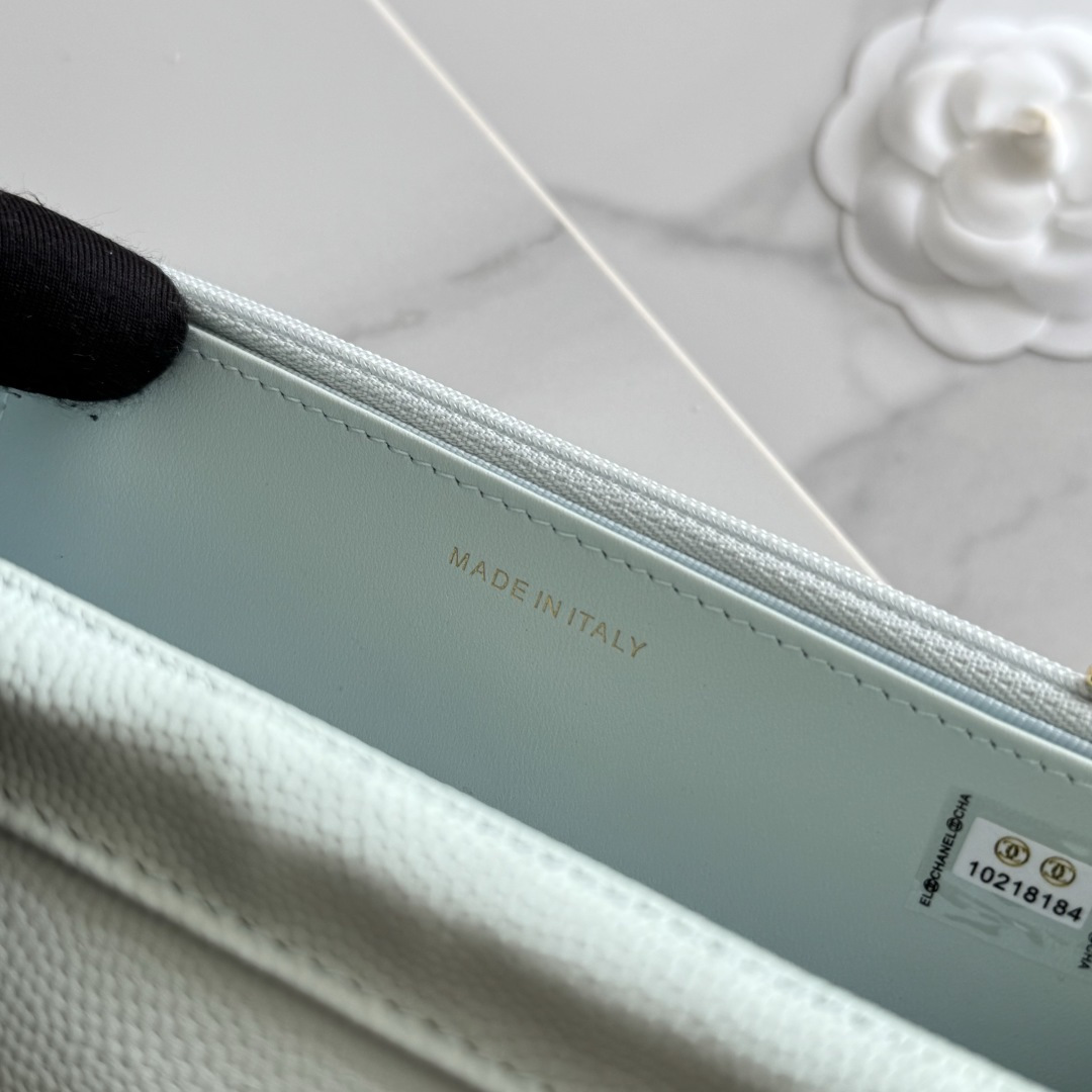 Chanel Belt AP4241