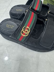 Sandals in Black