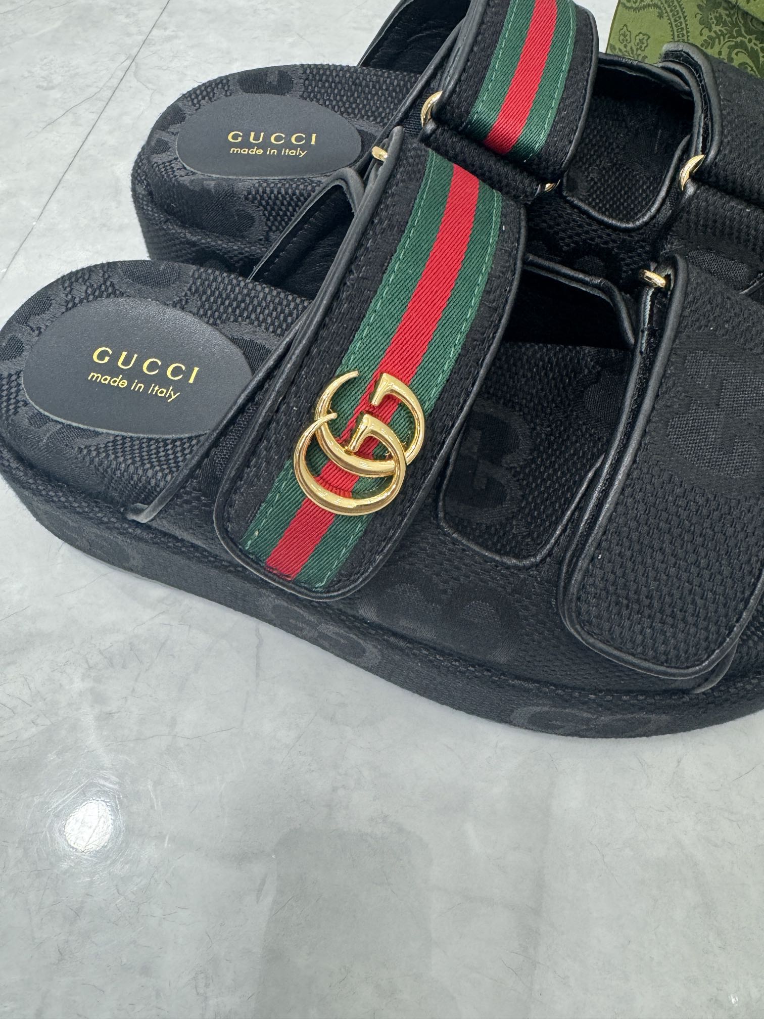 Sandals in Black