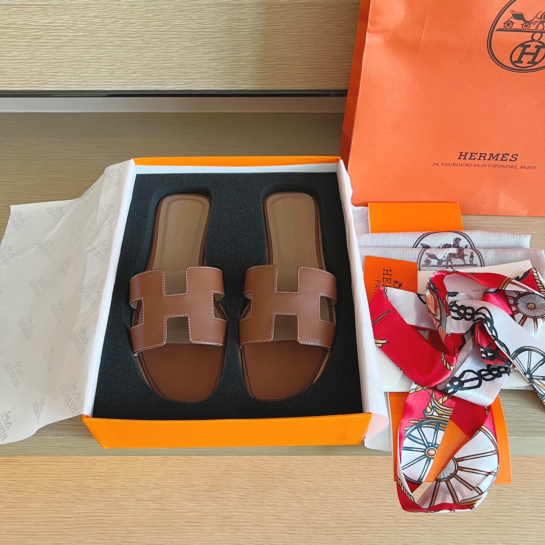 Hermes Sandals