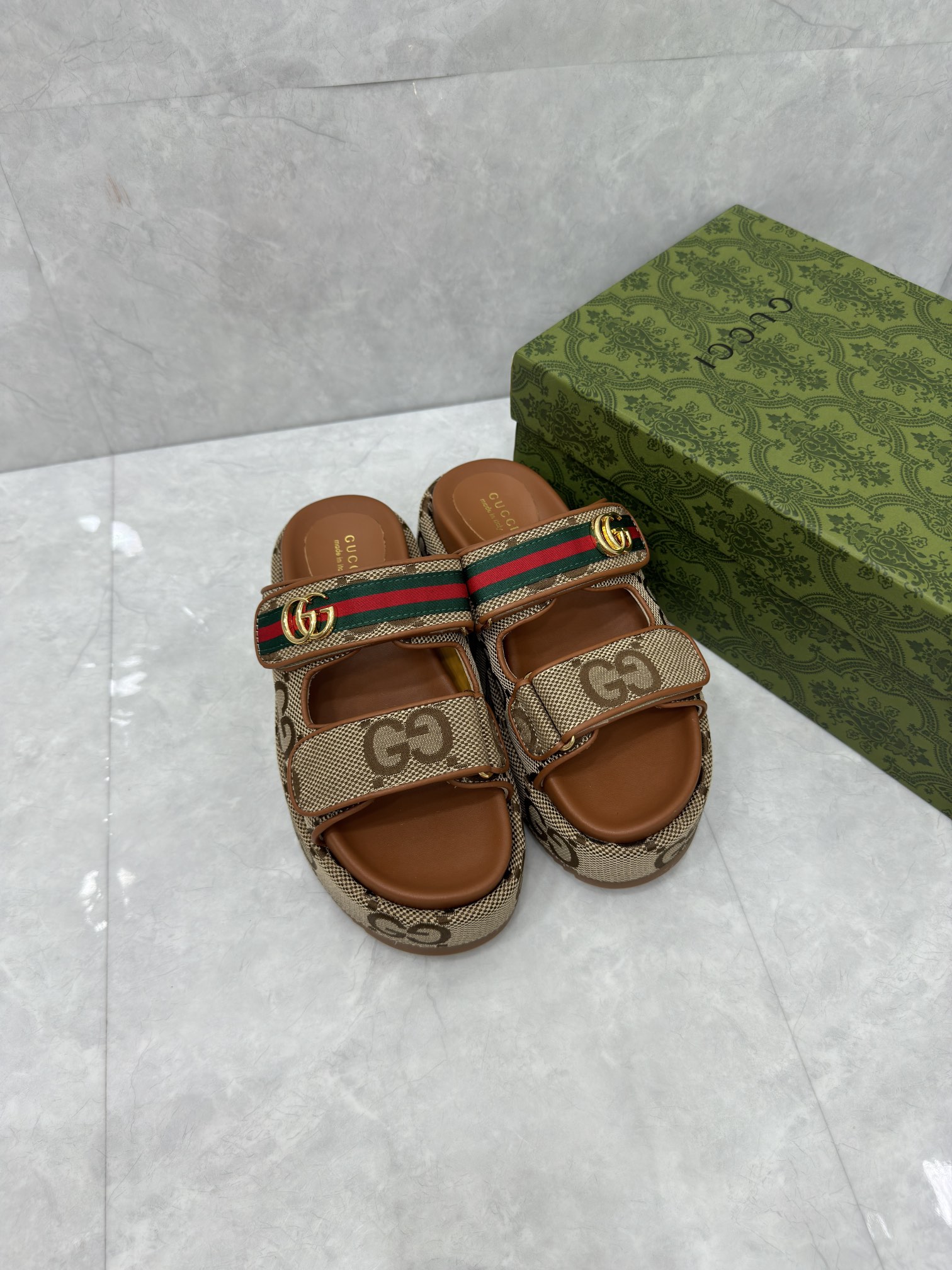 Sandals in Black