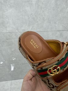 Sandals in Black
