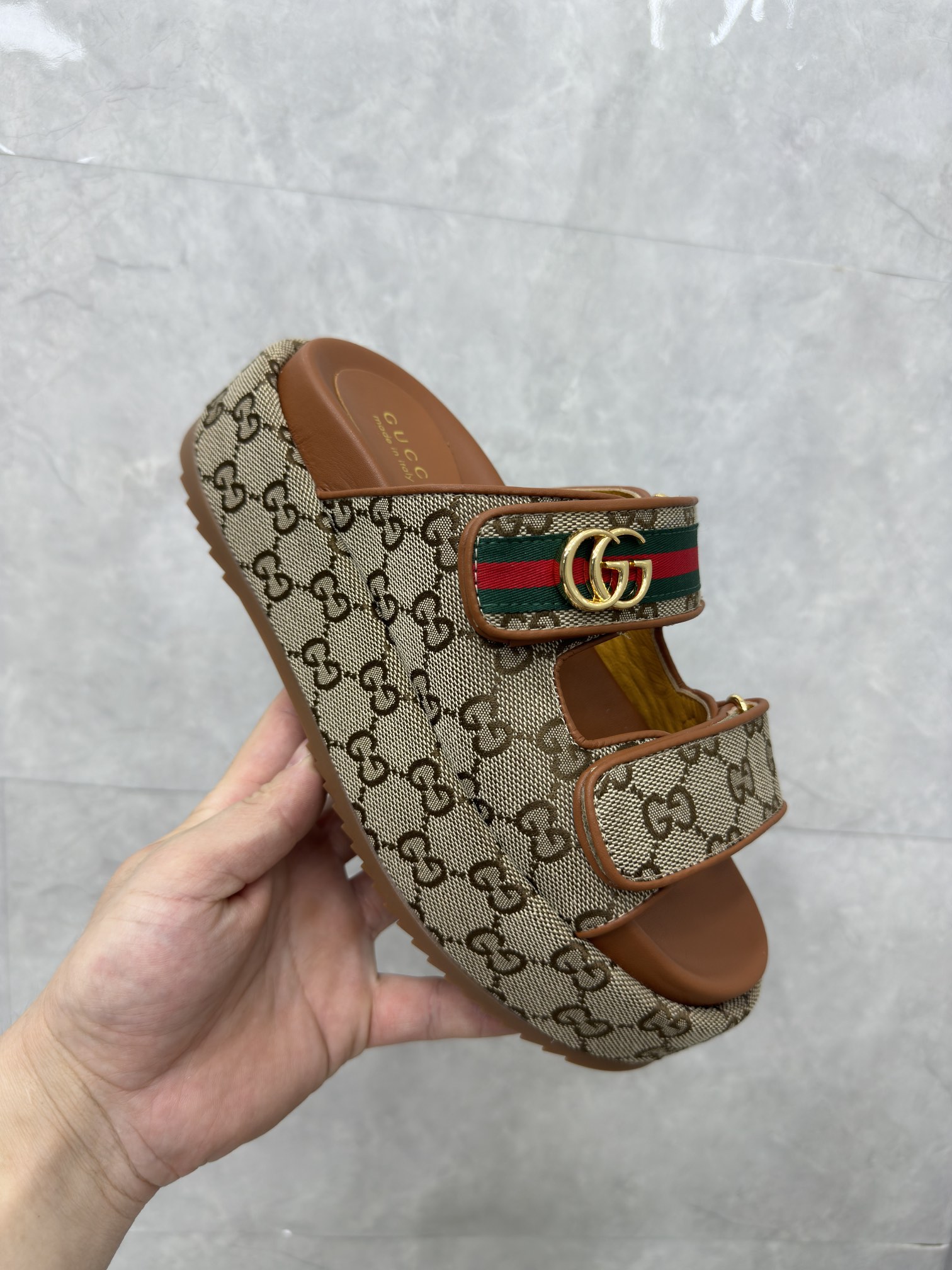 Sandals in Black