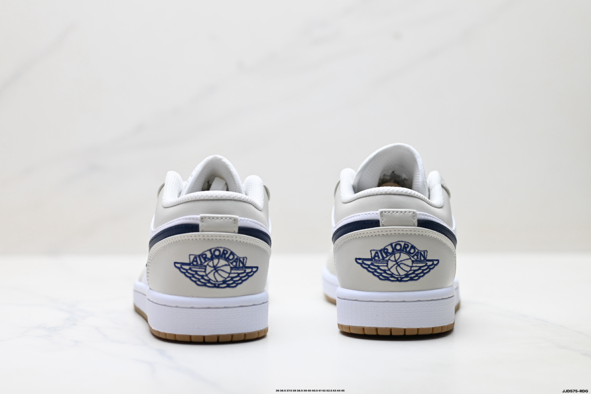 Sneakers 553558
