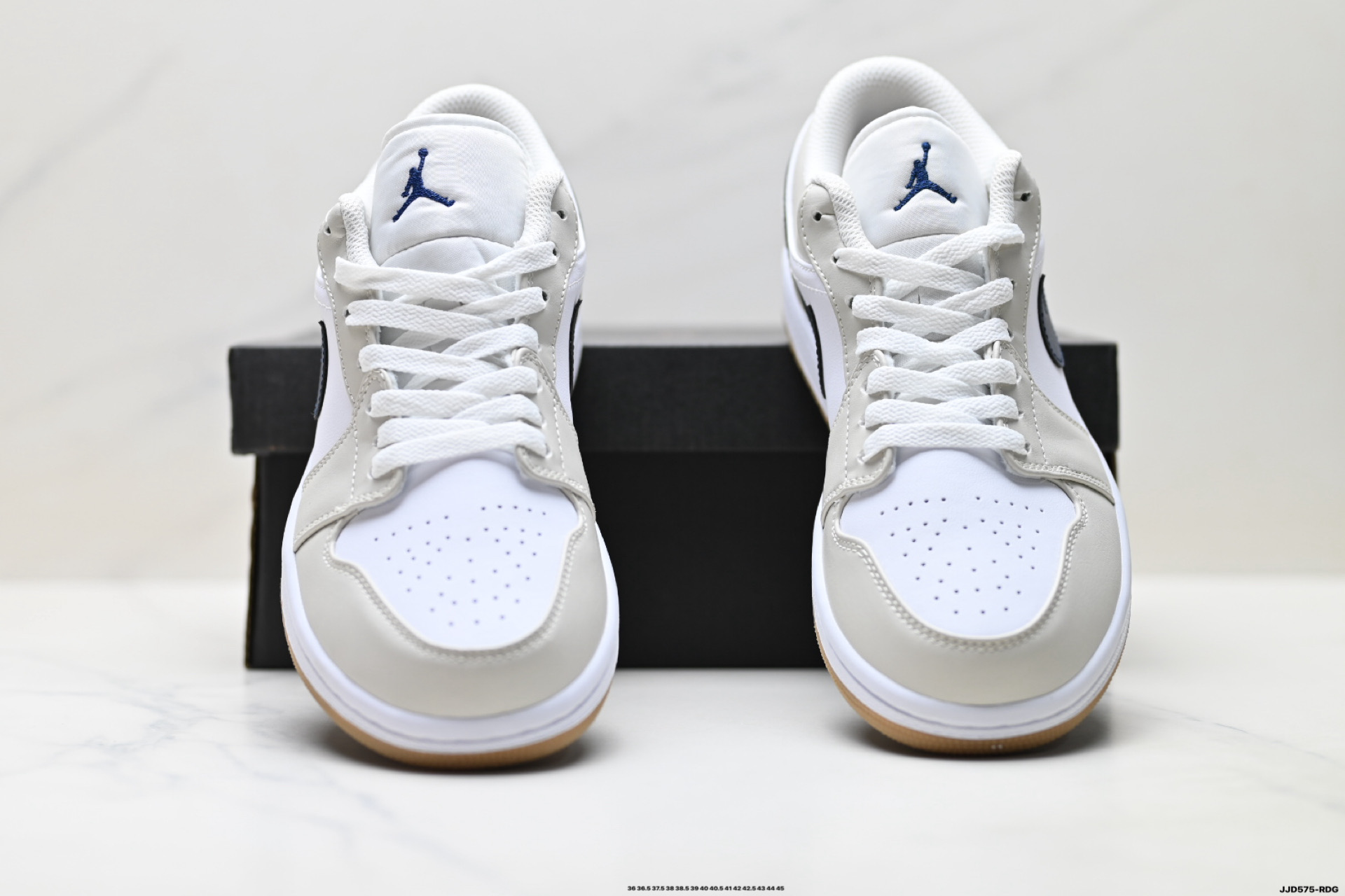 Sneakers 553558