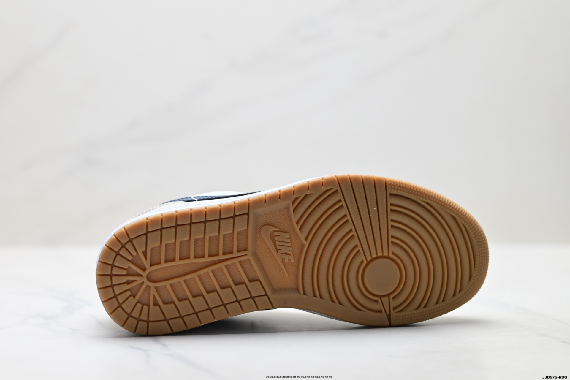 Sneakers 553558