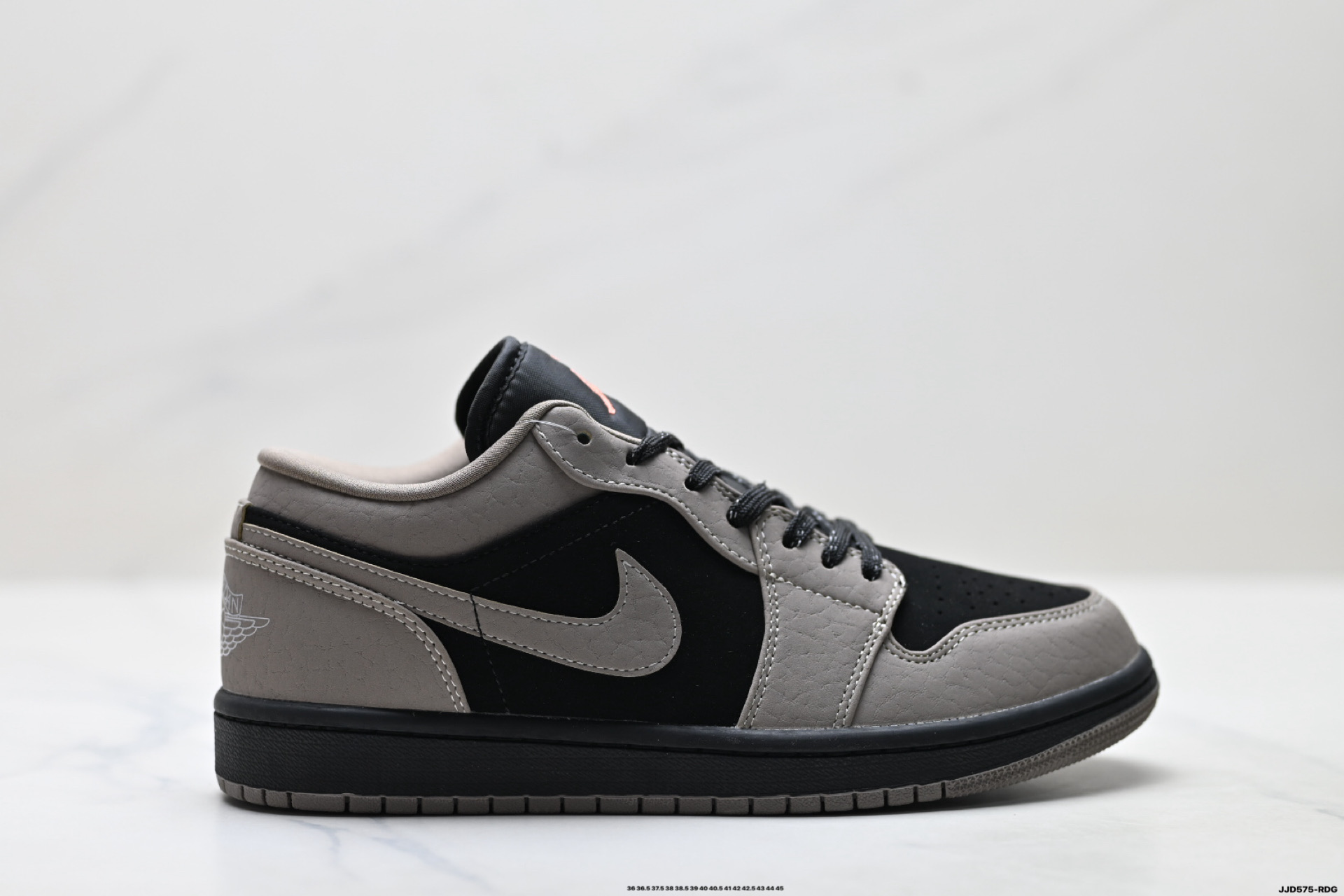 Sneakers 553558