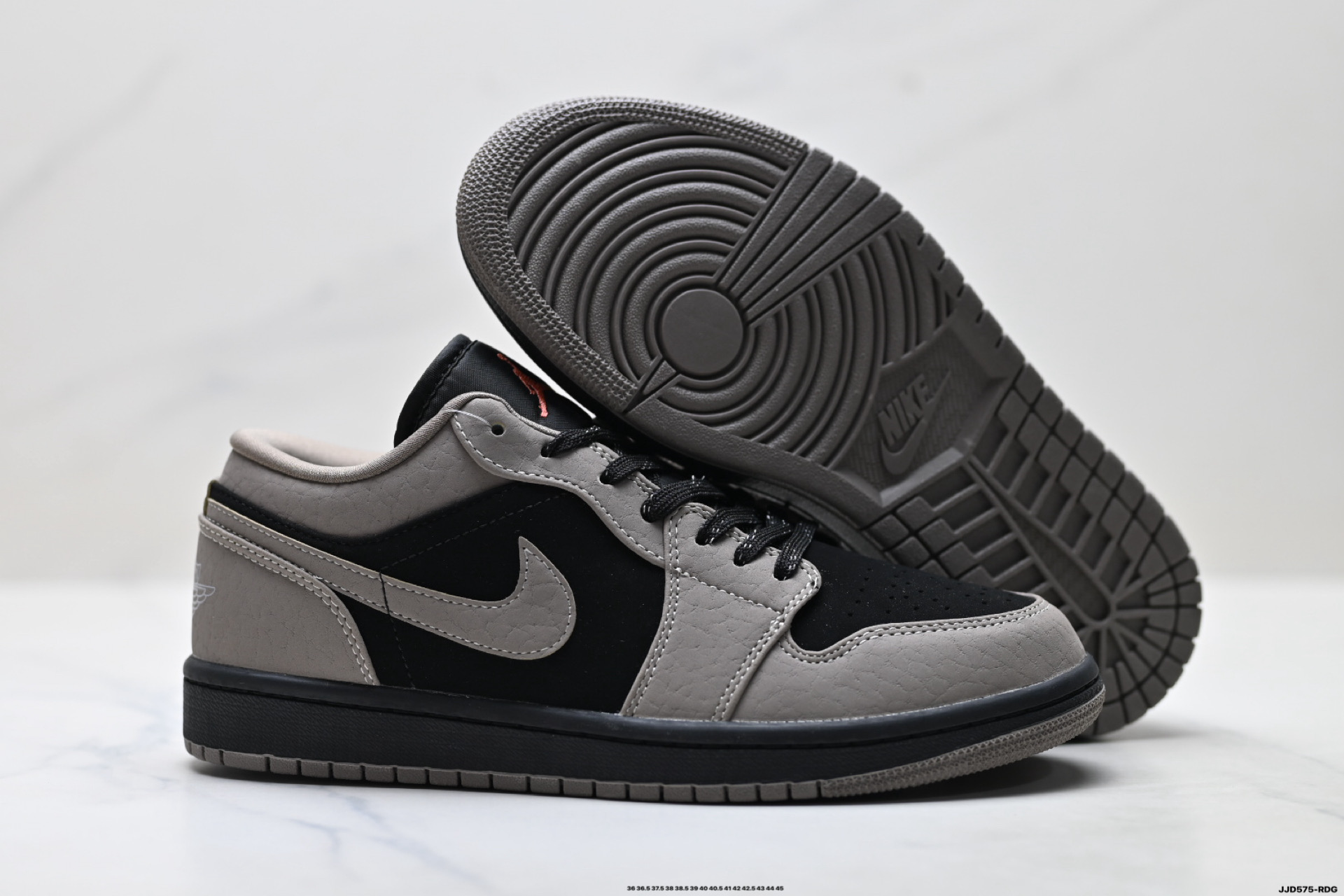 Sneakers 553558