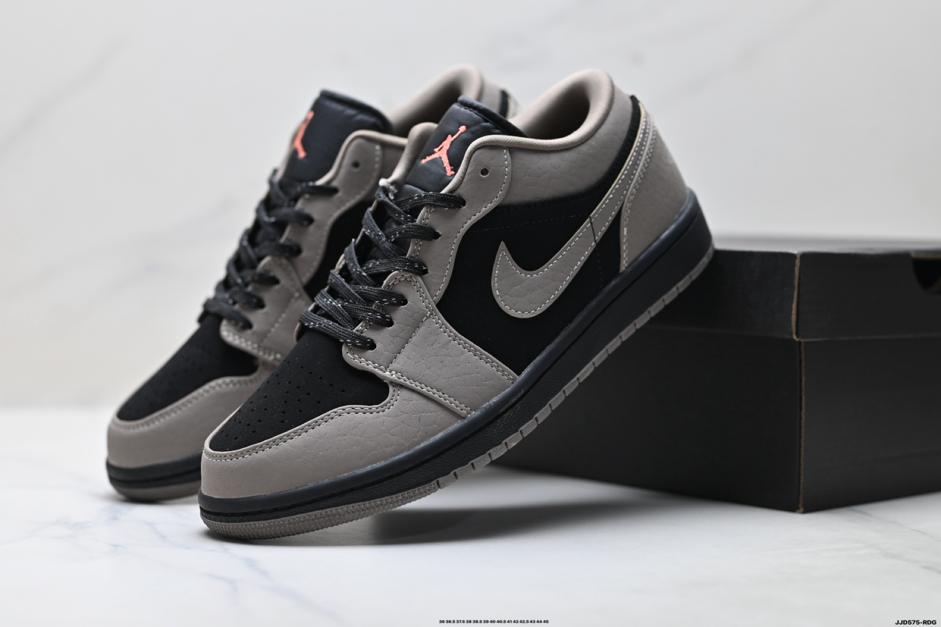 Sneakers 553558