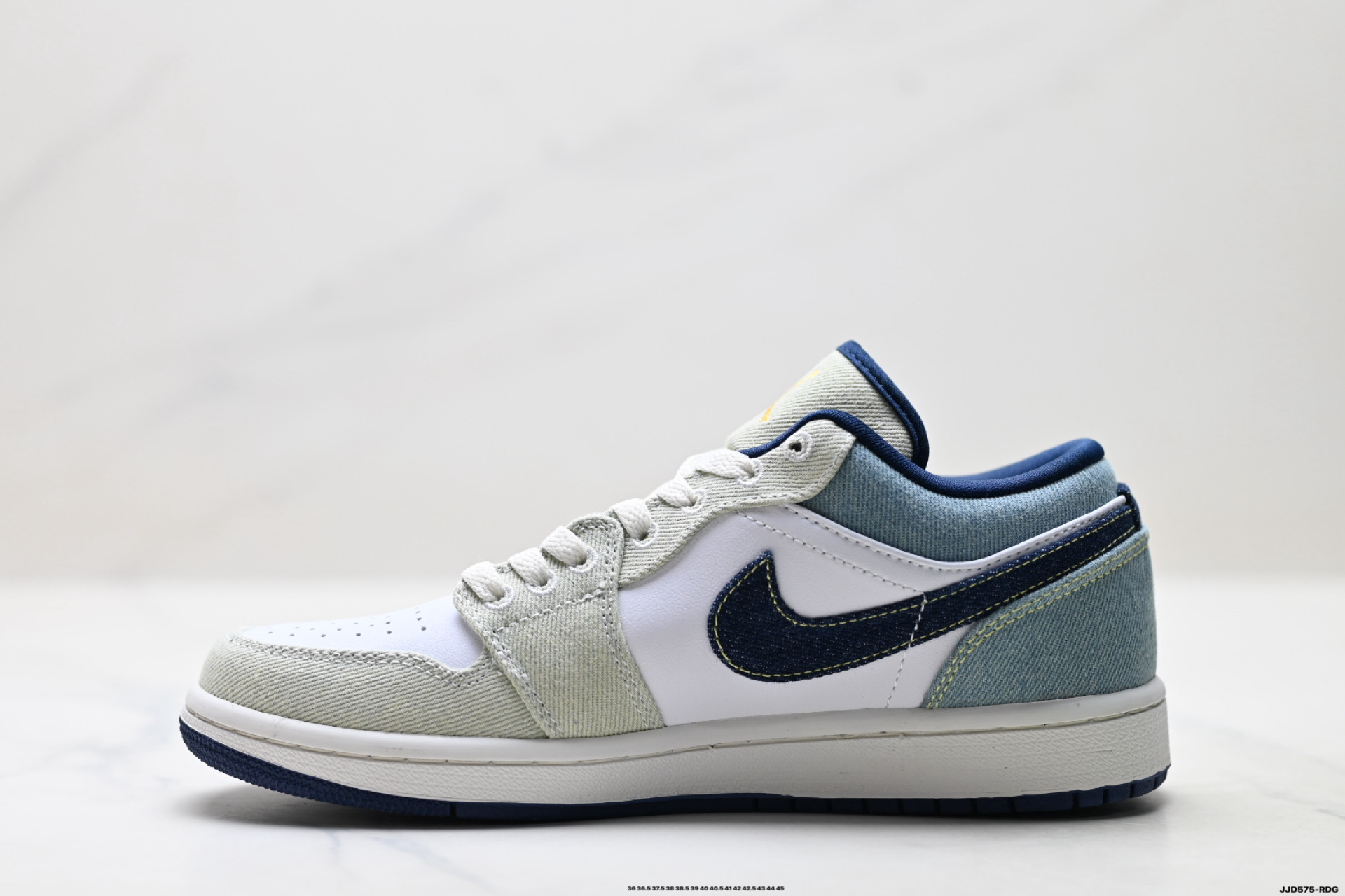 Sneakers 553558