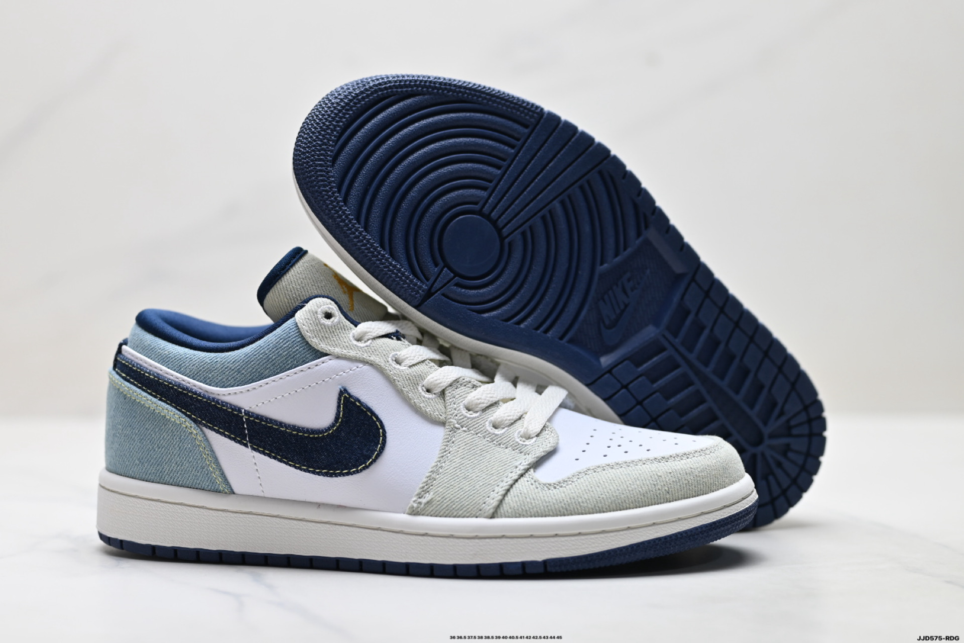 Sneakers 553558
