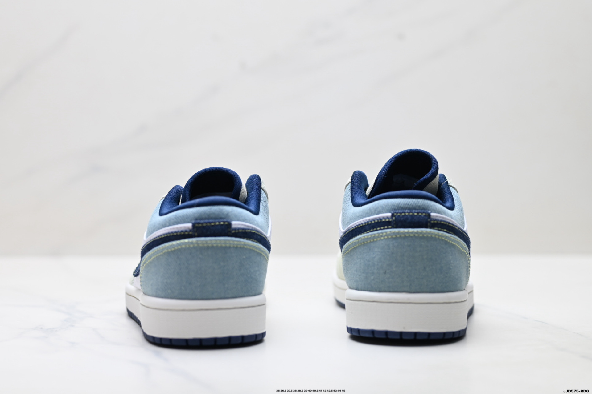 Sneakers 553558