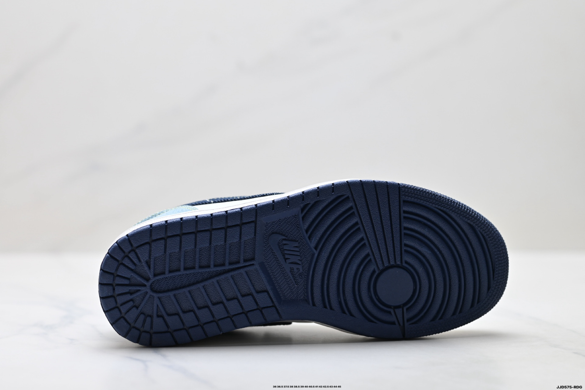 Sneakers 553558