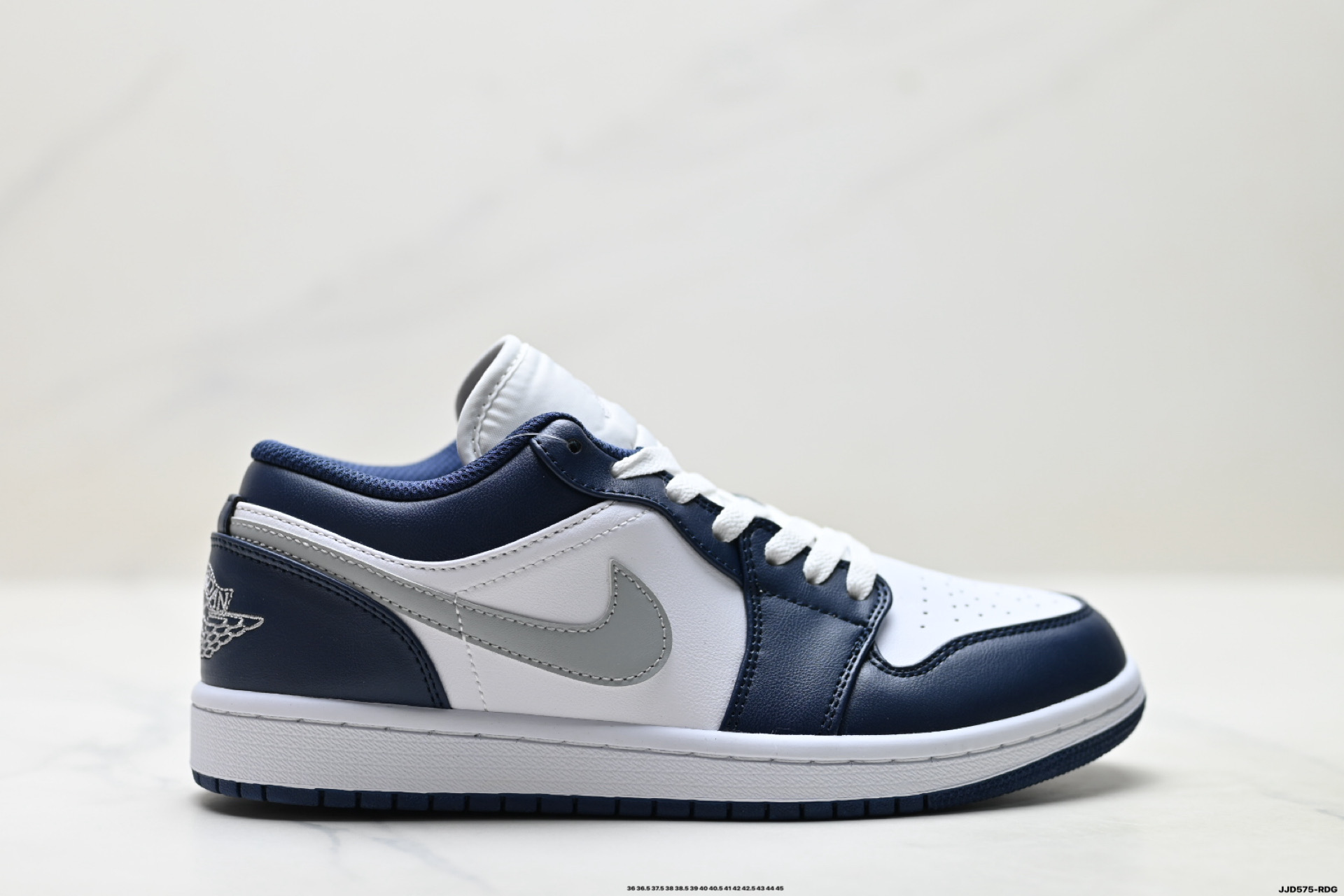Sneakers 553558