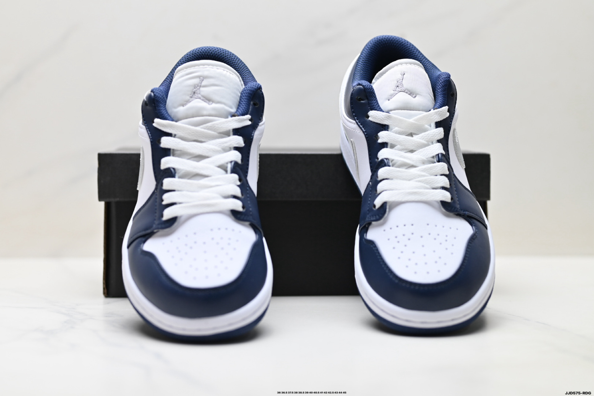 Sneakers 553558