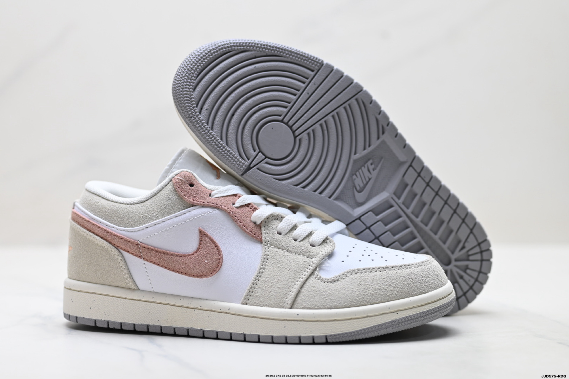 Sneakers 553558
