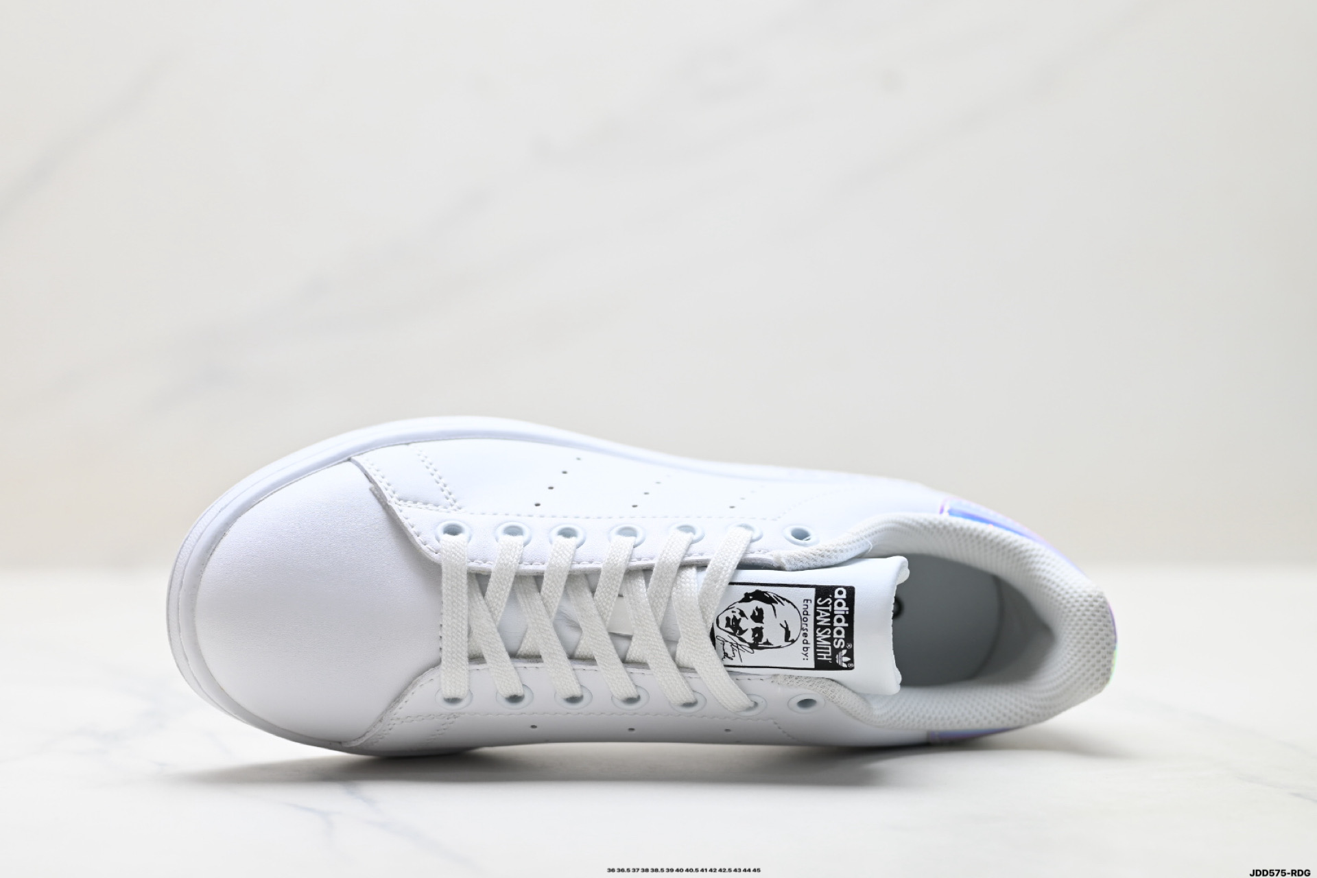 Louis Vuitton Sneakers M20326