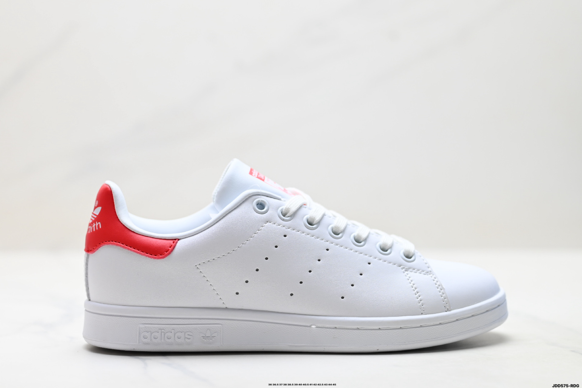 Louis Vuitton Sneakers M20326