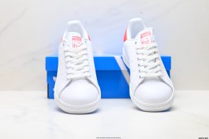 Louis Vuitton Sneakers M20326