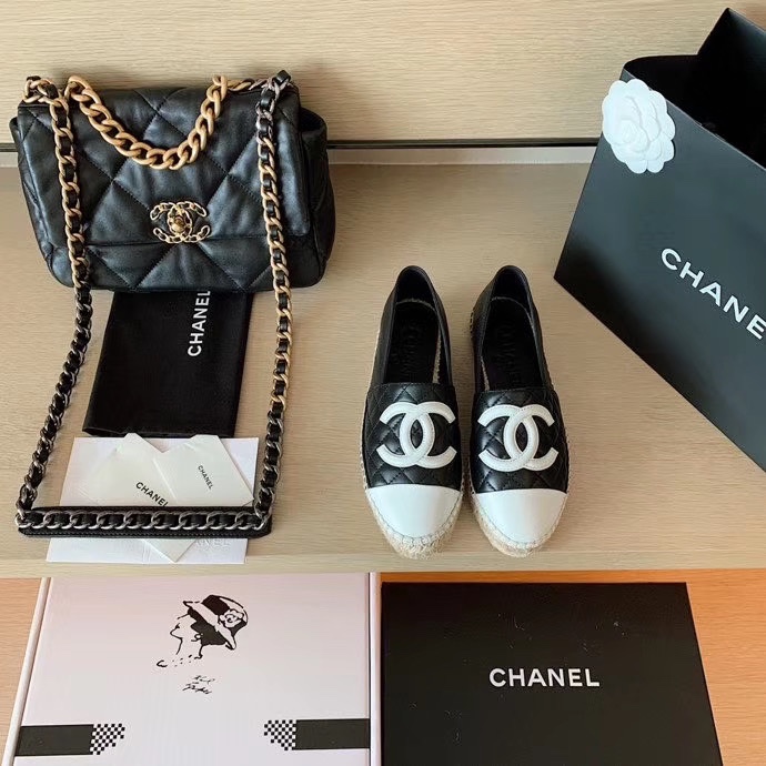 Chanel Shoes in Grey