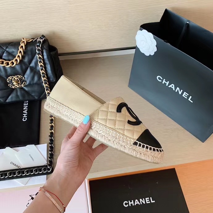 Chanel Shoes in Grey