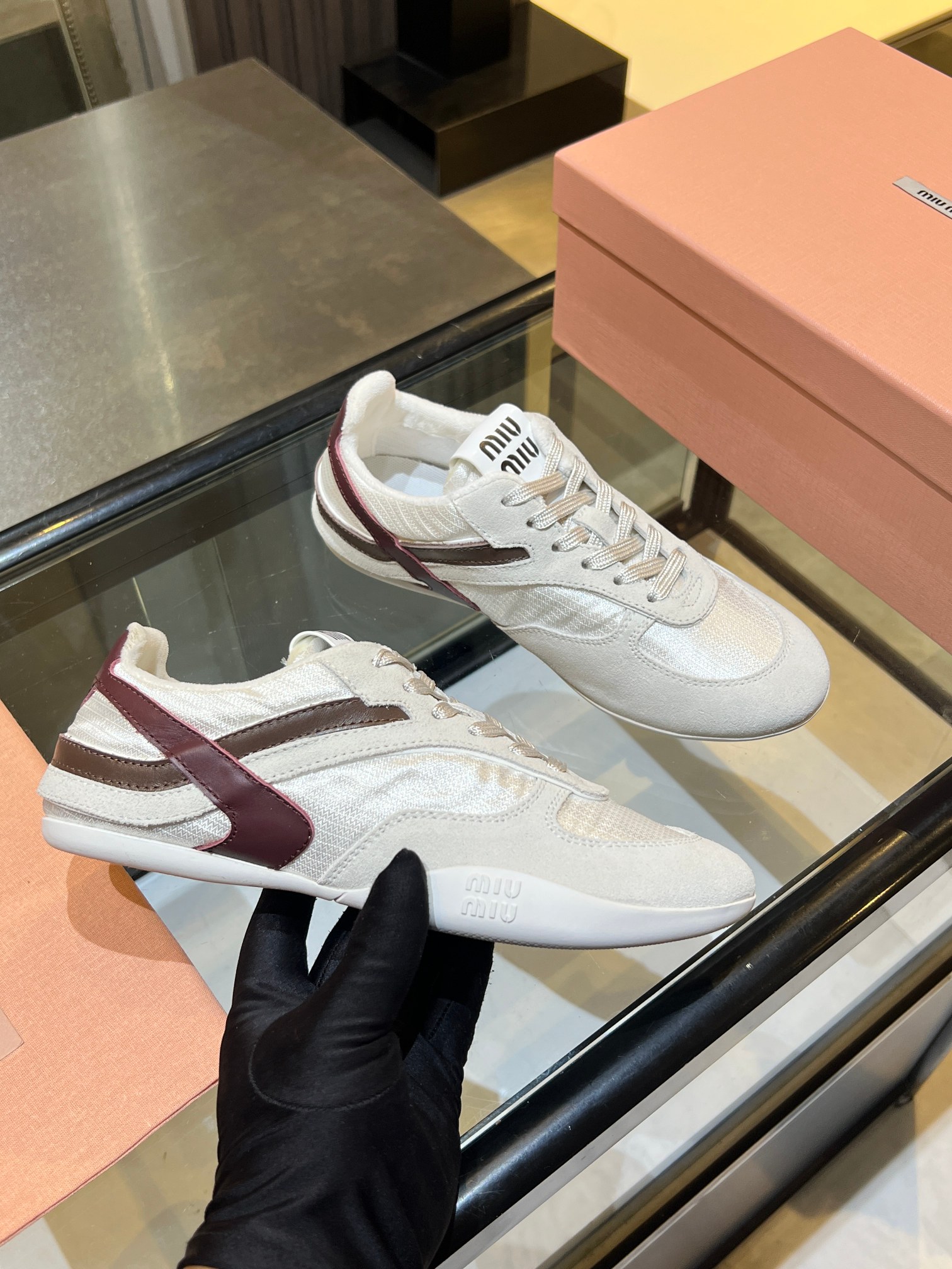 Sneakers